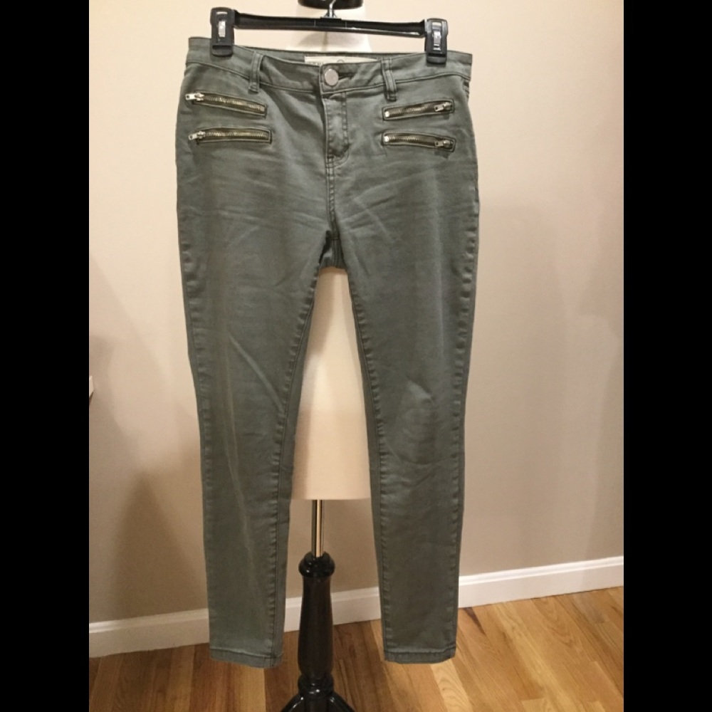 Ashley Mason, Size 9 Jr, Green cropped pants